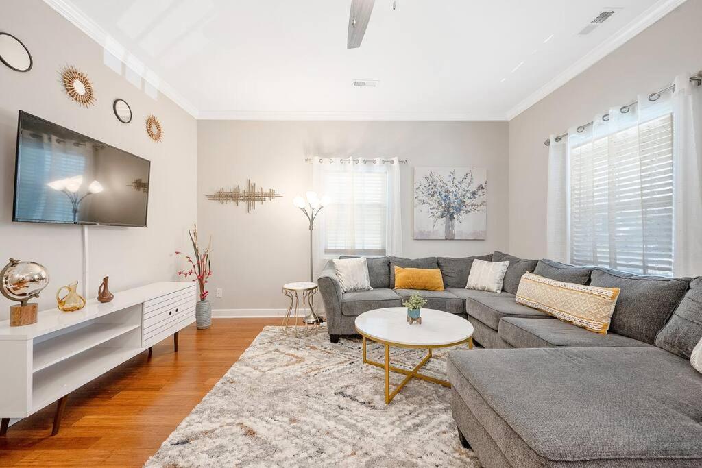 * Lux Modern Retreat * Downtown * King Beds * Apartment Durham Exterior photo